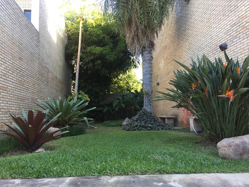 Madre Natura Asuncion Buitenkant foto
